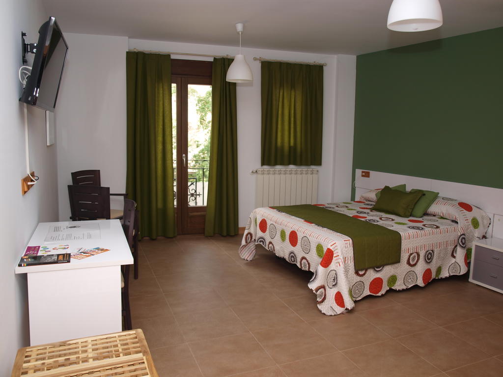 Hostal La Ribera Del Jucar Cuenca  Rum bild