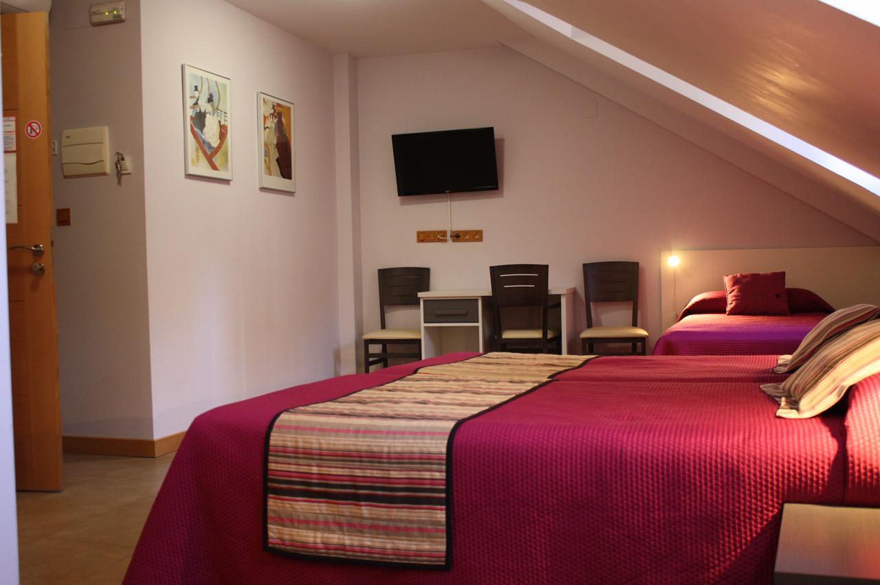 Hostal La Ribera Del Jucar Cuenca  Exteriör bild