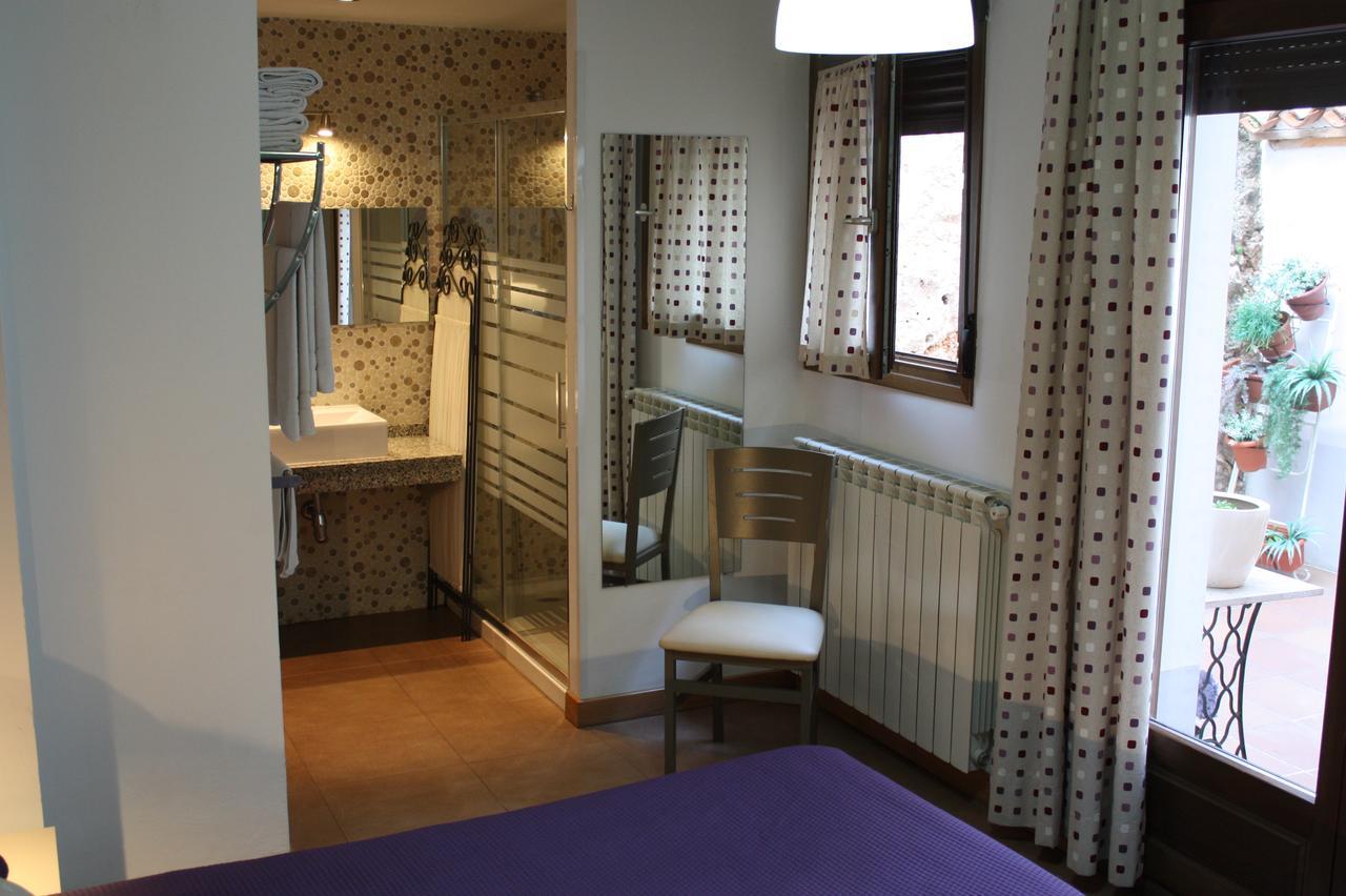 Hostal La Ribera Del Jucar Cuenca  Exteriör bild