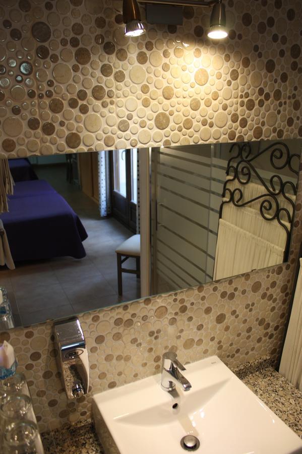 Hostal La Ribera Del Jucar Cuenca  Exteriör bild